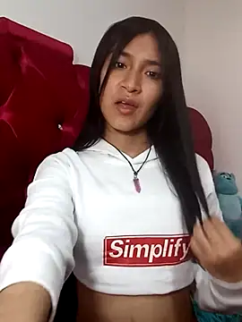 KarolaMendez online show from 04/08/26, 05:46