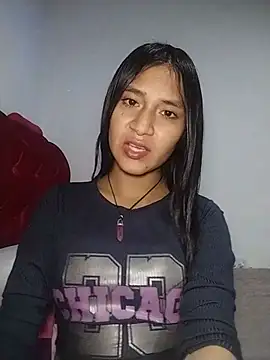 KarolaMendez online show from 07/18/26, 01:10
