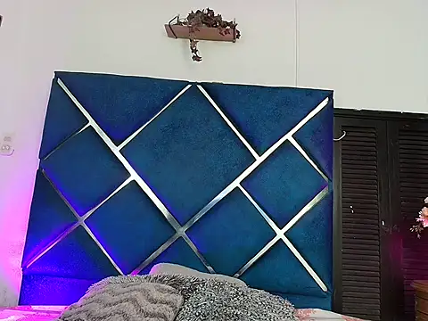 AnaisNuaghty online show from 03/24/26, 12:43