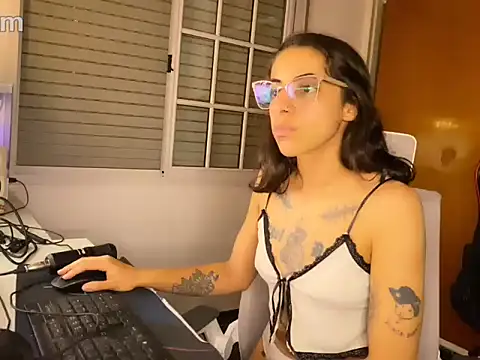 Poison Ivy 29 online show from 04/02/26, 02:53