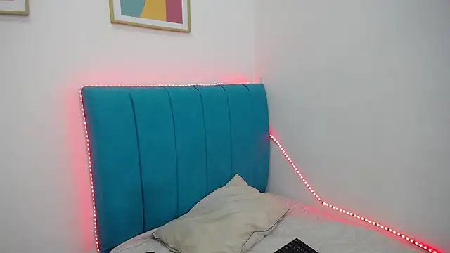 Madisson jones online show from 05/15/26, 11:39