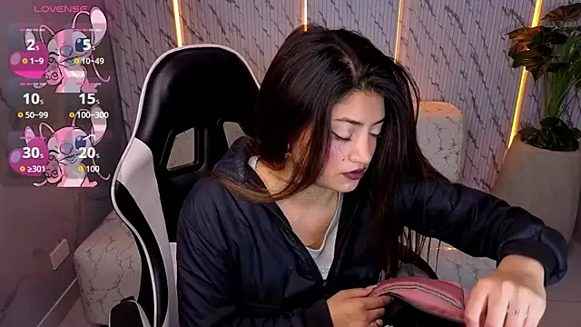 Lia queen tx online show from 03/22/26, 02:37