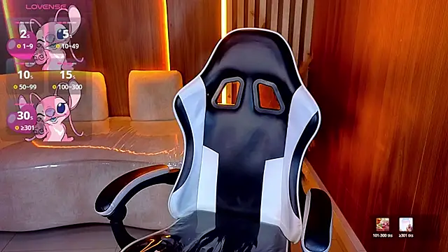 Lia queen tx online show from 04/03/26, 12:25