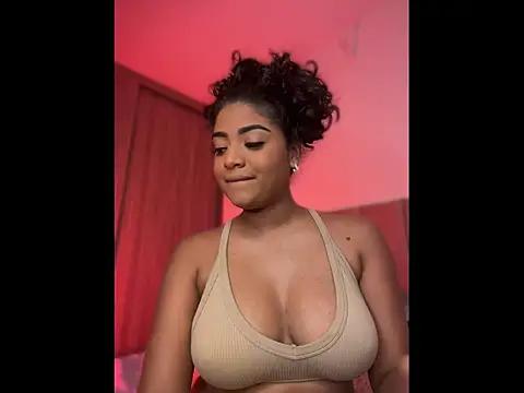 karlymonroe online show from 06/12/26, 10:08