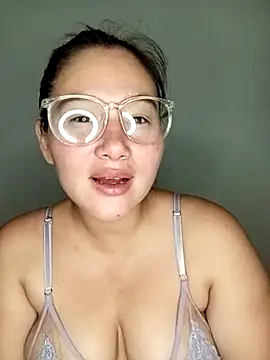 Brittany G online show from 04/03/26, 06:55