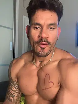 Snapshot of daniels-maison chatting on 03/27/26, 12:16 daniels-maison online show from 03/27/26, 12:16