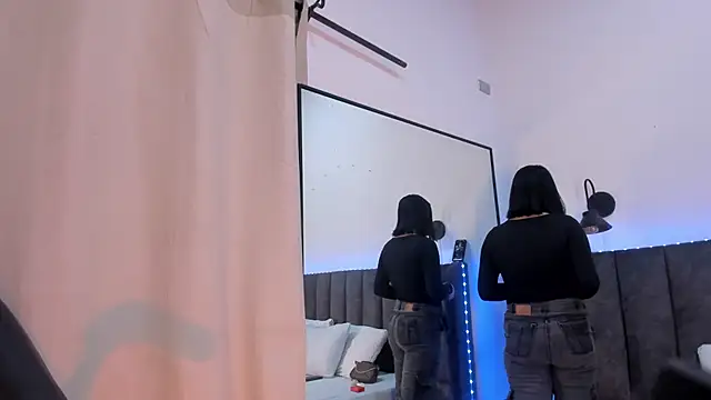 selena  smith1 online show from 03/30/26, 05:41