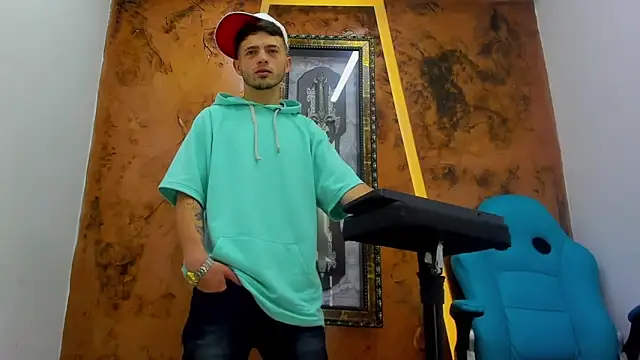 Snapshot of Jhotonex2 chatting on 03/16/26, 03:45 Jhotonex2 online show from 03/16/26, 03:45