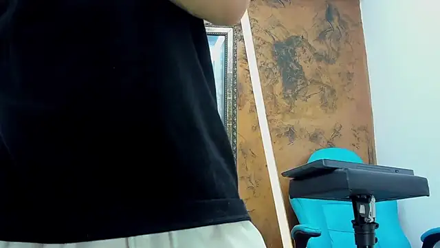 Snapshot of Jhotonex2 chatting on 03/17/26, 03:22 Jhotonex2 online show from 03/17/26, 03:22