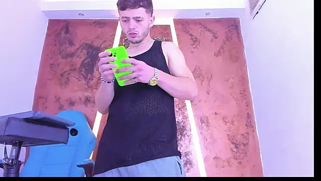 Snapshot of Jhotonex2 chatting on 04/16/26, 12:06 Jhotonex2 online show from 04/16/26, 12:06