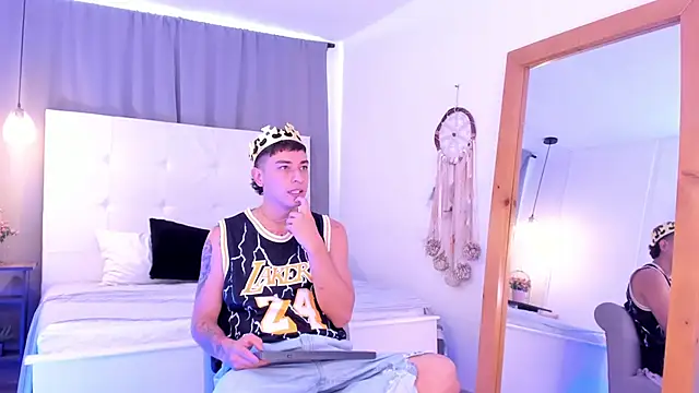 Snapshot of Thiago_2003_ chatting on 04/01/26, 01:41 Thiago 2003 online show from 04/01/26, 01:41