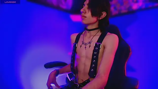 Snapshot of aetternum_ chatting on 03/19/26, 10:36 aetternum online show from 03/19/26, 10:36