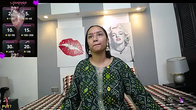 Snapshot of shakti_moumita chatting on 04/12/26, 02:11 shakti moumita online show from 04/12/26, 02:11