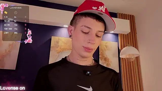 Luca Prince  online show from 03/25/26, 03:01