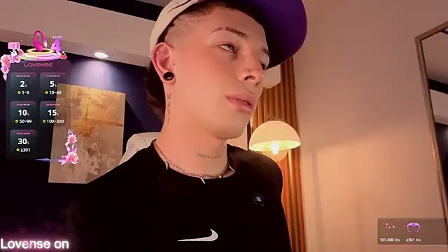 Luca Prince  online show from 03/28/26, 03:39