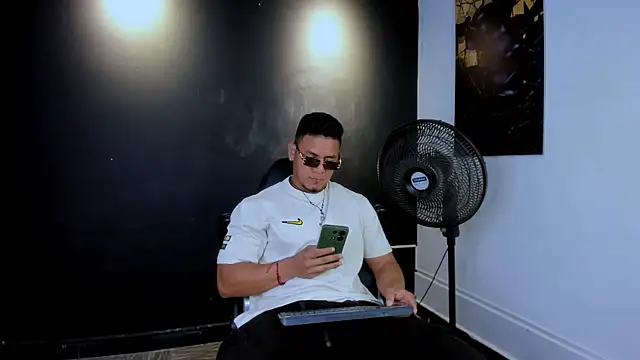 Floyd212 Vibes online show from 04/12/26, 09:53