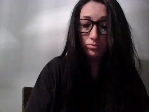 Snapshot of TheVictoriaWolf chatting on 04/14/26, 07:47 TheVictoriaWolf online show from 04/14/26, 07:47