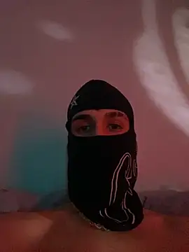 hardboii00 online show from 03/28/26, 09:03