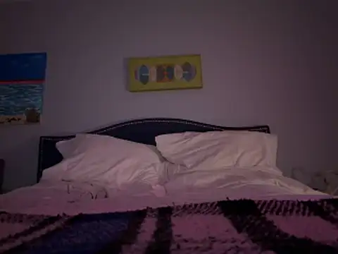 Kristopherbbb online show from 04/21/26, 07:36