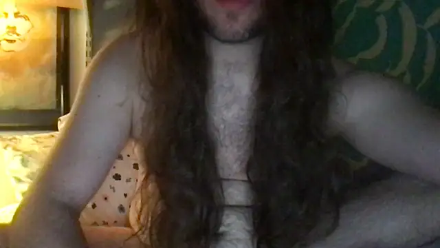 Snapshot of longghairboii chatting on 03/16/26, 01:22 longghairboii online show from 03/16/26, 01:22