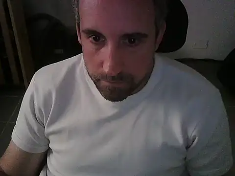 Snapshot of ManVerySexual chatting on 03/13/26, 03:29 ManVerySexual online show from 03/13/26, 03:29