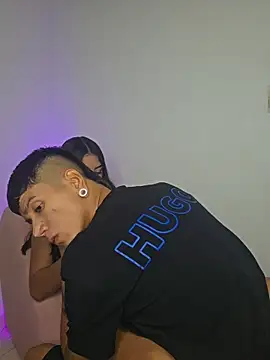 1 sofia online show from 04/16/26, 01:06