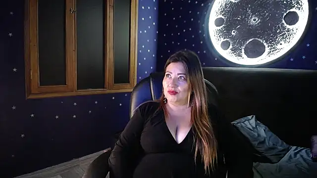 Snapshot of Stefanny_red chatting on 03/25/26, 01:11 Stefanny red online show from 03/25/26, 01:11