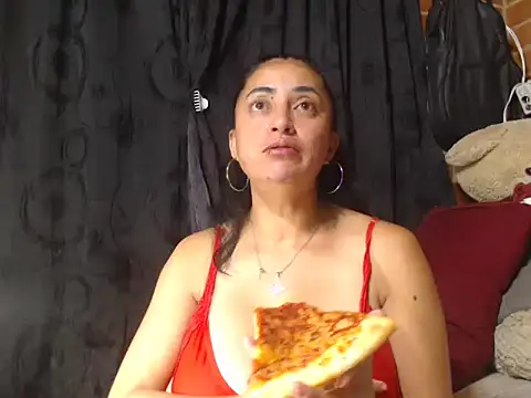 Snapshot of Alexandrina chatting on 01/12/25, 02:14 Alexandrina online show from 01/12/25, 02:14