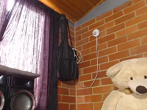 Snapshot of Alexandrina chatting on 02/28/25, 06:31 Alexandrina online show from 02/28/25, 06:31