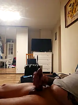 Czarnykonik7111 online show from 04/21/26, 01:53