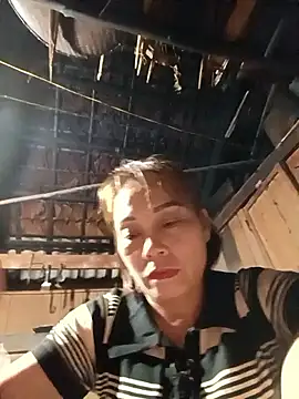 Snapshot of Lyly22x chatting on 03/22/26, 03:48 Lyly22x online show from 03/22/26, 03:48