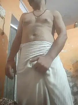 Snapshot of bodymassage455 chatting on 07/07/26, 03:31 bodymassage455 online show from 07/07/26, 03:31