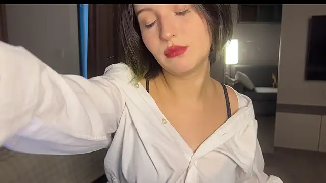 emilyy xoxo online show from 04/01/26, 02:56