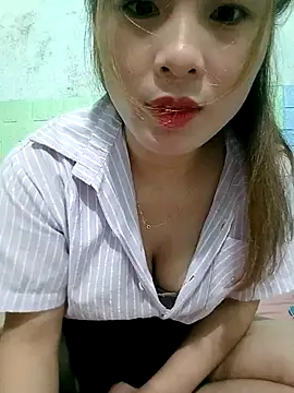 candy flo online show from 03/18/26, 05:49