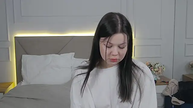 Snapshot of Sophie_Rays chatting on 03/30/26, 11:11 Sophie Rays online show from 03/30/26, 11:11