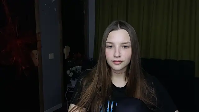 Snapshot of DariaAngels chatting on 03/18/26, 12:41 DariaAngels online show from 03/18/26, 12:41