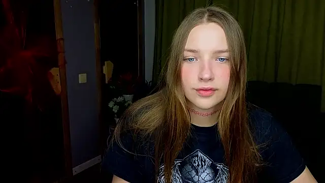 Snapshot of DariaAngels chatting on 03/20/26, 06:35 DariaAngels online show from 03/20/26, 06:35