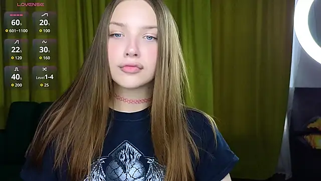 Snapshot of DariaAngels chatting on 04/14/26, 11:38 DariaAngels online show from 04/14/26, 11:38