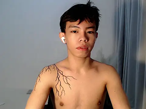 hottasianboy online show from 05/31/26, 09:16