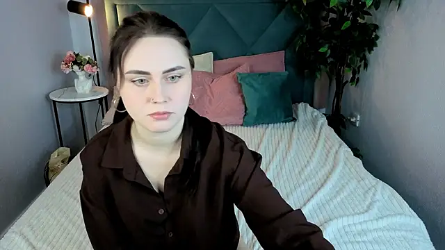 NoraLumi online show from 03/15/26, 08:37