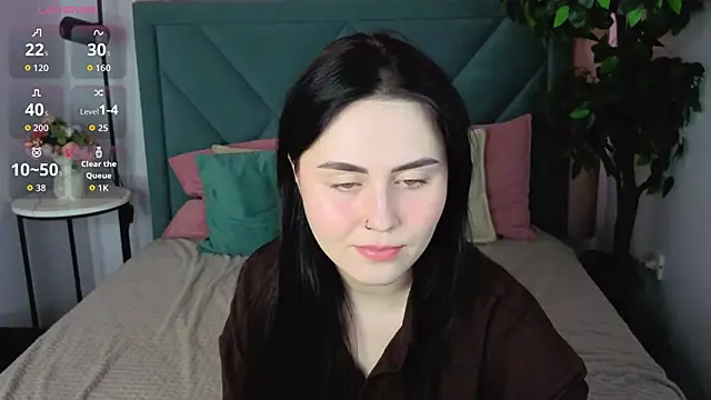 NoraLumi online show from 04/14/26, 05:24