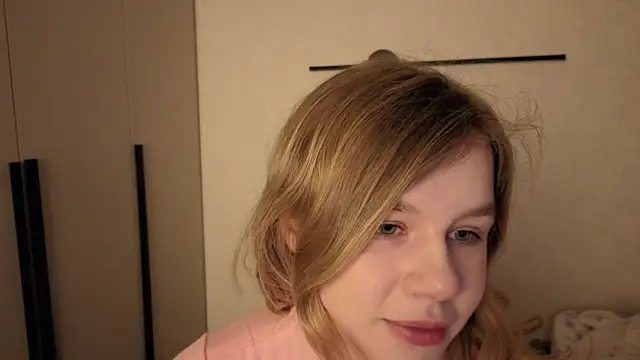 AureliaAngel online show from 04/17/26, 10:02