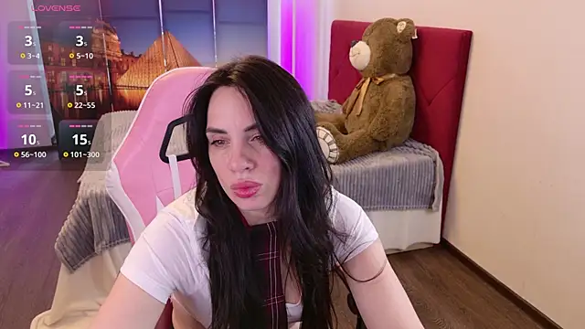 Snapshot of Alex_Svift chatting on 04/15/26, 11:17 Alex Svift online show from 04/15/26, 11:17