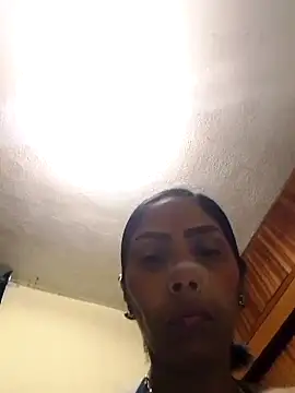 cosita rica 1 online show from 03/15/26, 04:51