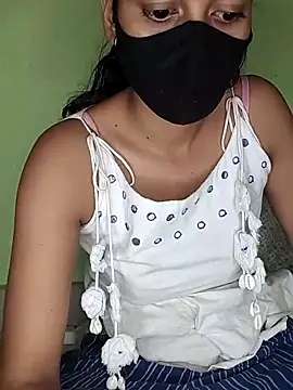 Snapshot of nidhiyadav00 chatting on 05/05/26, 06:38 nidhiyadav00 online show from 05/05/26, 06:38