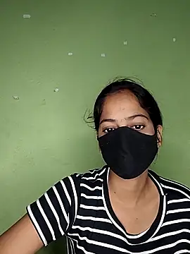 Snapshot of nidhiyadav00 chatting on 05/08/26, 06:24 nidhiyadav00 online show from 05/08/26, 06:24