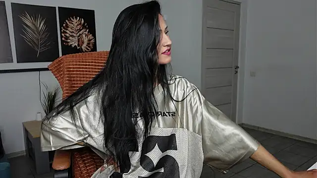 Nicky Diam online show from 03/24/26, 09:42