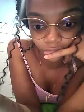 marialuiza2027 online show from 06/02/26, 11:12