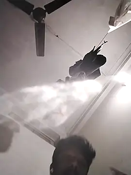 xxx desi boy1 online show from 03/25/26, 09:43