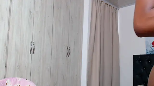 Snapshot of jax_f00x chatting on 04/15/26, 07:58 jax f00x online show from 04/15/26, 07:58